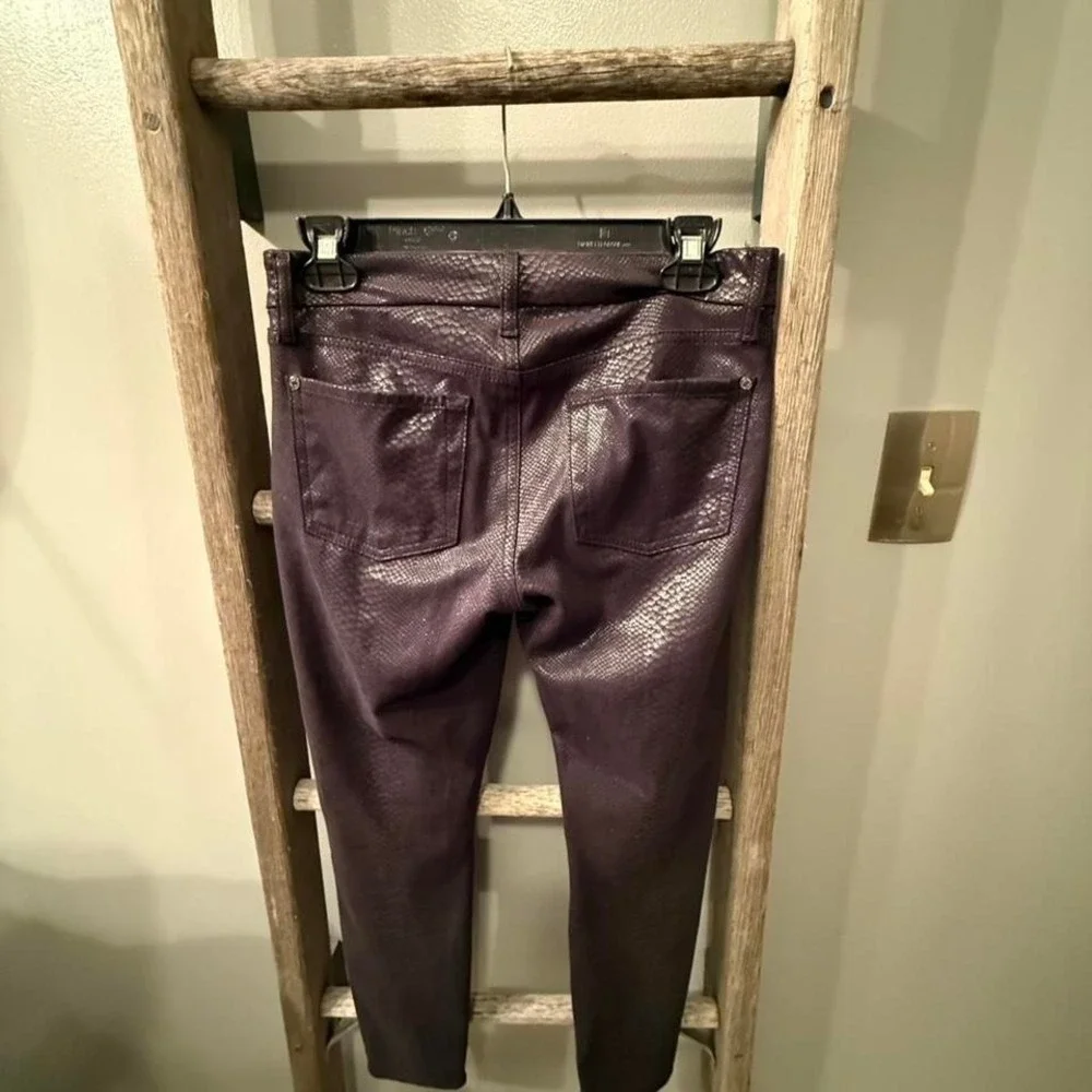 7 For All Mankind black‎ faux snakeskin pants size 27
